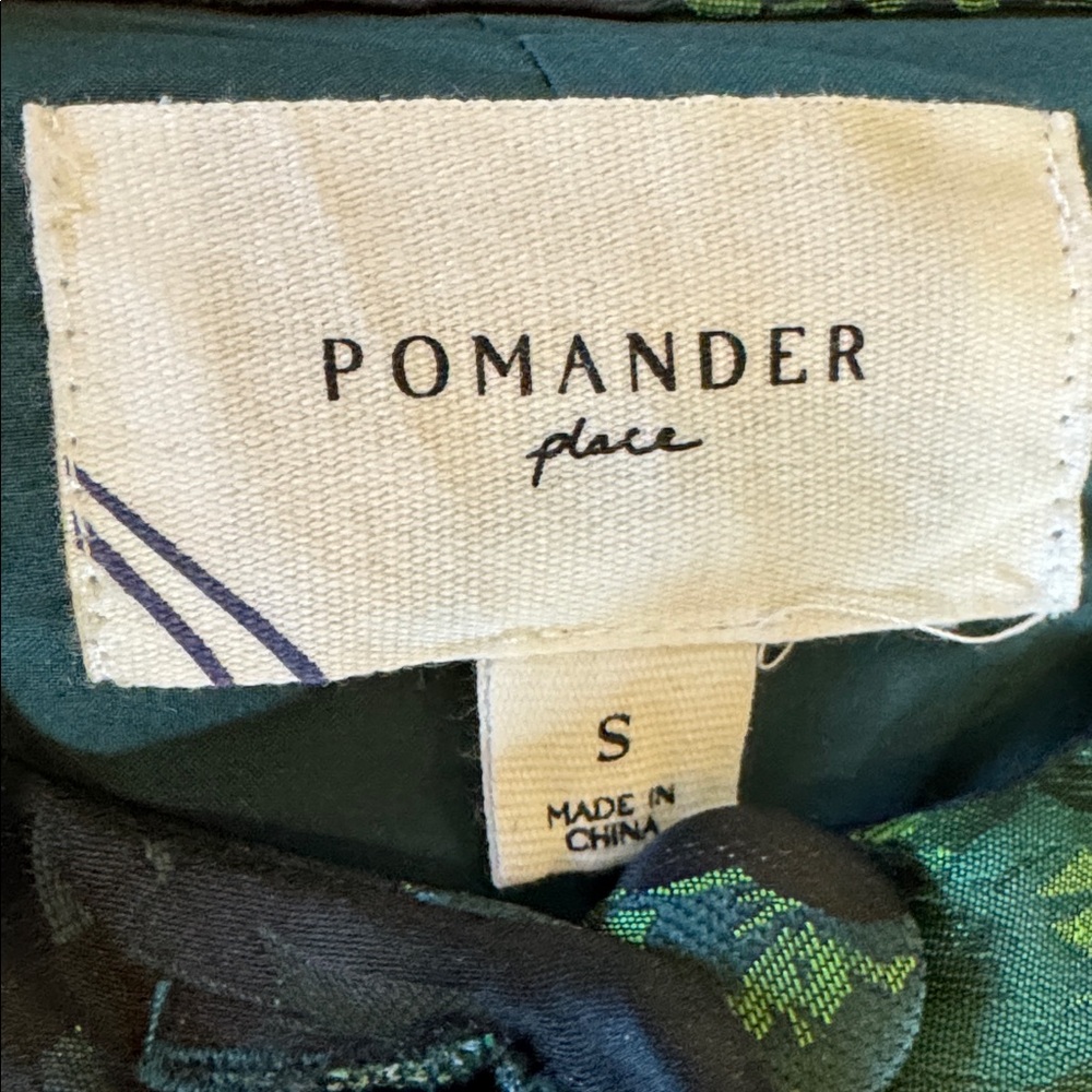Pomander Place Green Floral Jacquard print - Picture 2 of 5
